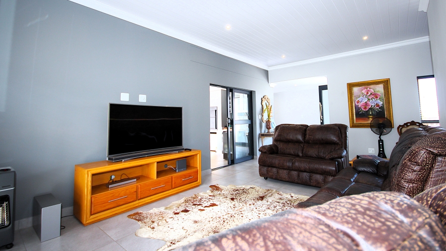 3 Bedroom Property for Sale in Monte Christo Western Cape